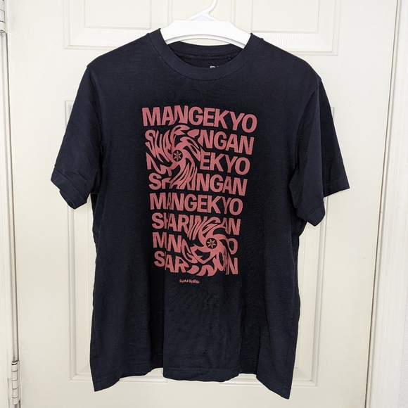Uniglo Naruto UT Other - Sasuke Uchiha Collab of Uniqlo X Naruto Naruto 20th Anniversary T-shirt Men's M‎